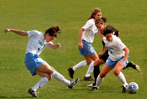 Calcio femminile, eppur si muove