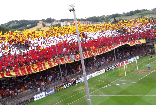 L’autolesionistica ostilità di Benevento nei confronti del Napoli