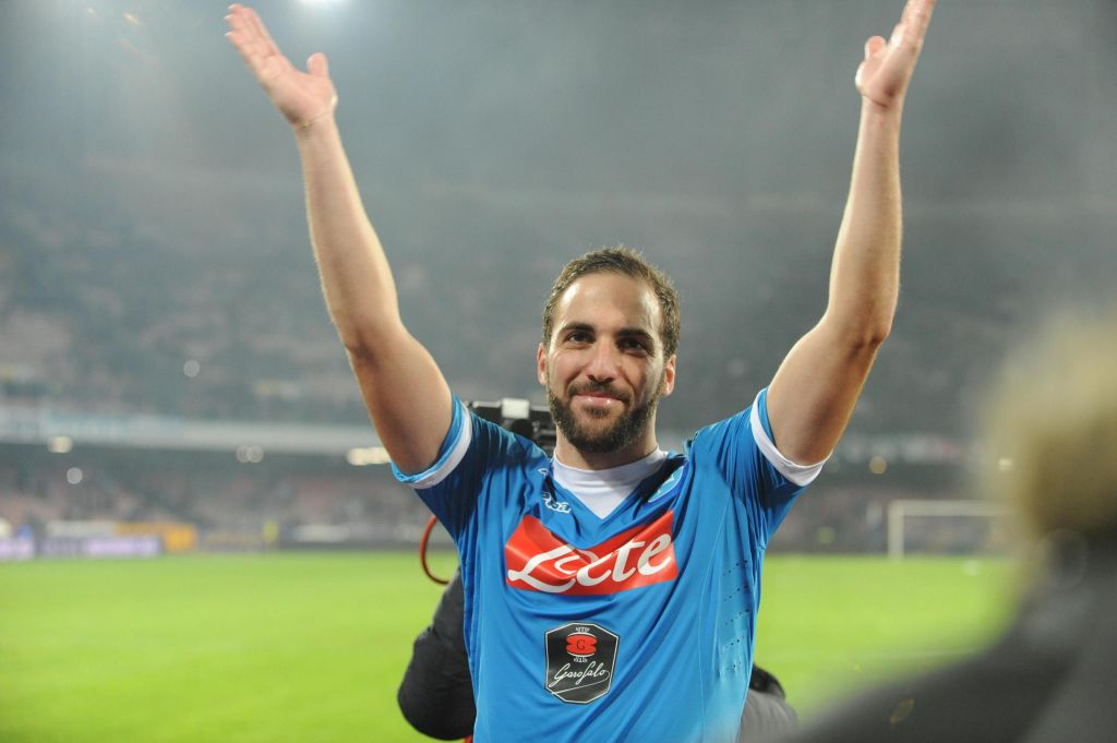 «La Premier sa gestire i diritti tv, non hanno svenduto il calcio. Economicamente non conviene cedere Higuain»