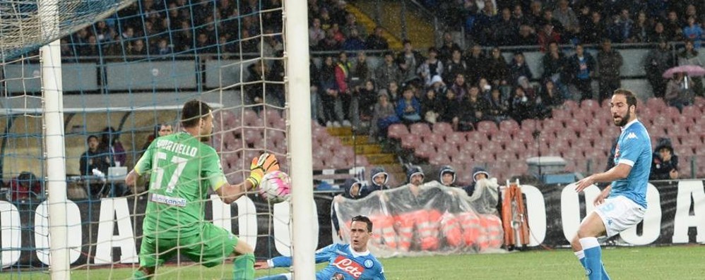 Napoli-Atalanta 2-1, pagelle / Higuain e Callejon: intesa perfetta come Peppino e Totò