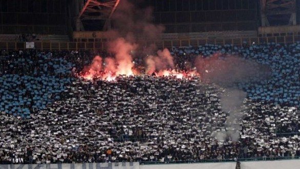 «Siamo i figli del vesuvio», nuovo coro della curva A