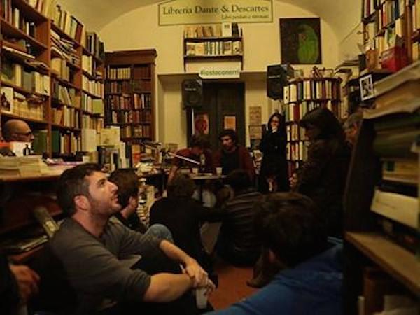 L’idea geniale di Dante & Descartes: finanzia l’acquisto della libreria, in cambio avrai libri