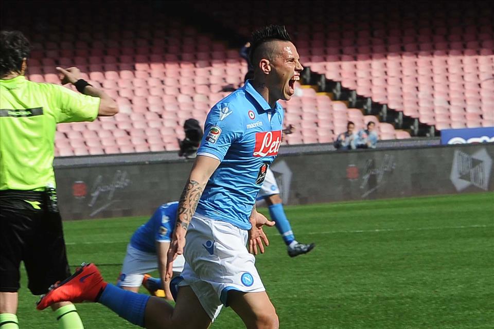 Hamsik: «Non è vero che è cambiata la mia posizione in campo, Benitez mi ha chiesto di fare sempre le stesse cose» (ahahahahahah)