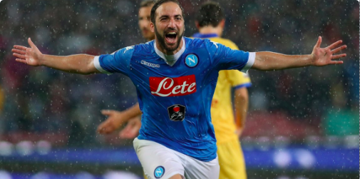 Tributo a Higuain sulle prime pagine di Gazzetta e Corriere dello sport