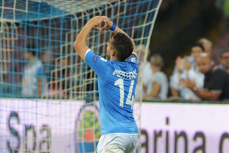 Il Napoli a Praga per una gara di contenimento. Ma la gestione della palla è già costata 8 punti agli azzurri