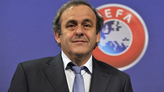 Platini si ritira dalla corsa alla presidenza della Fifa