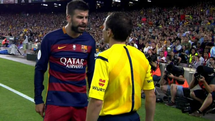 “Me cago en tu puta madre” al guardalinee di Barcellona-Athletic Bilbao. Piqué rischia 12 giornate di squalifica