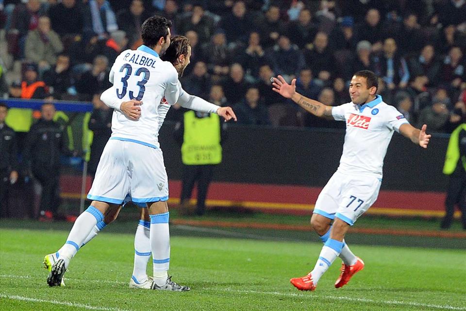 Trabzonspor-Napoli 0-4, le pagelle / Oltre a Gabbiadini e Higuain c’è un Albiol autoritario contro i fantasmi turchi