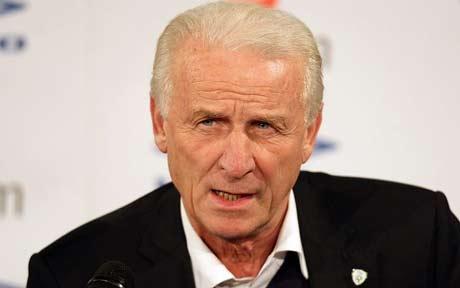 Trapattoni: «Il Napoli è in lotta su tre fronti. Il tormentone Benitez non condiziona la squadra»