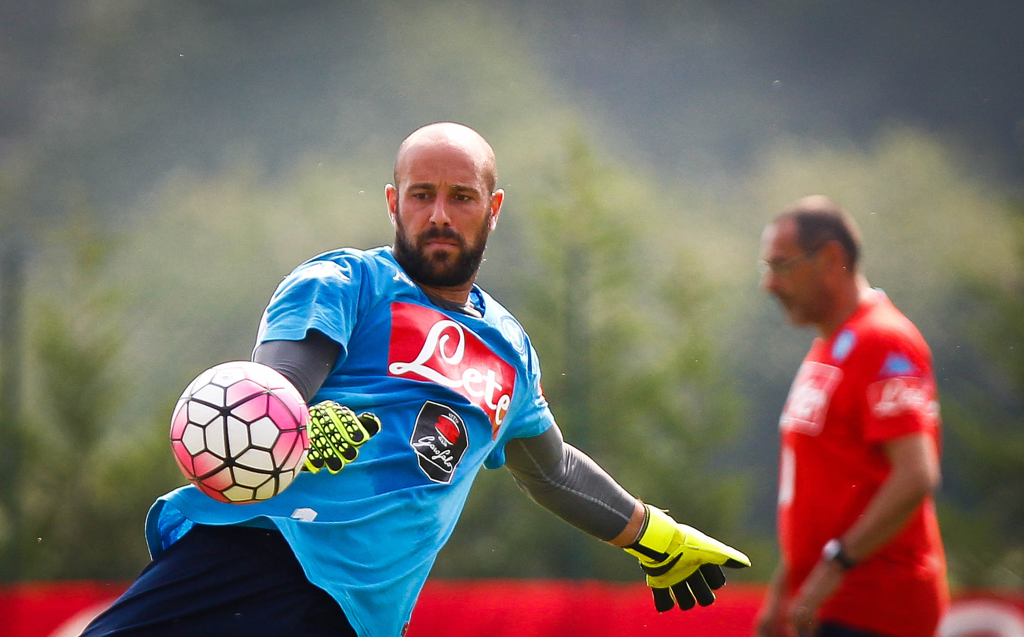 Reina, quel gioco ‘vertical’ che parte anche dal portiere