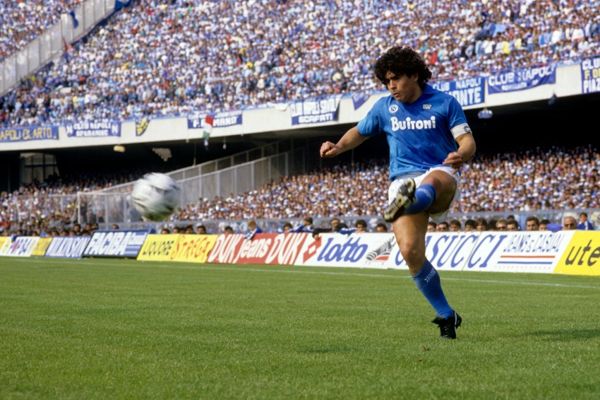 Il primo Napoli-Empoli della storia (4-0): Maradona, gli azzurri primi e la Juventus a inseguire a due punti