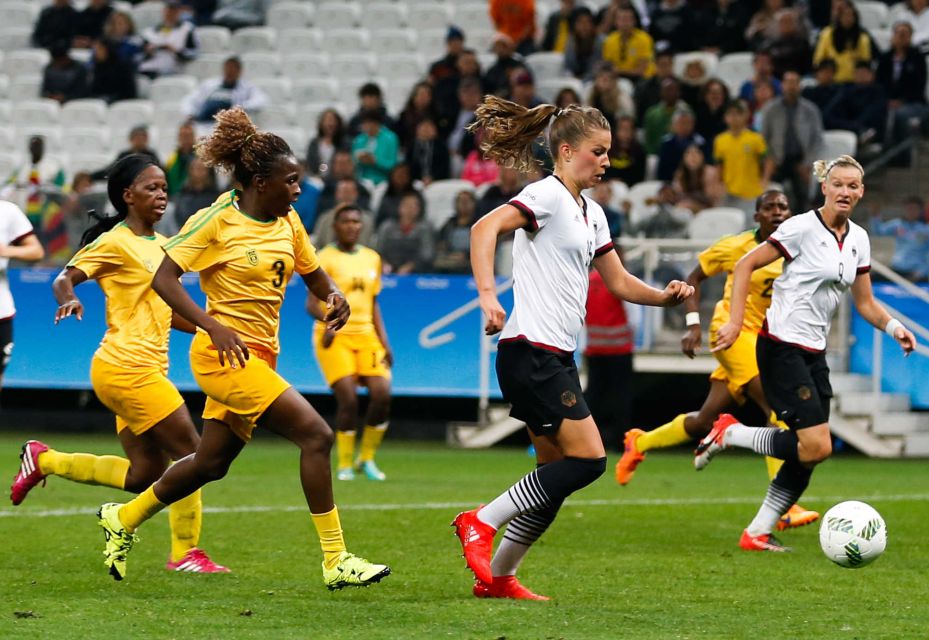 Olimpiadi calcio femminile / Goleada Germania, Svezia a fatica