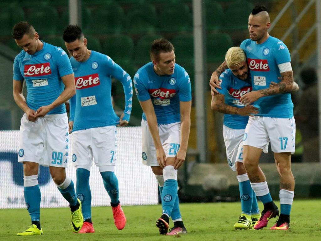 Per le agenzie, il campionato è bello che chiuso (ma il Napoli vince a Milano)