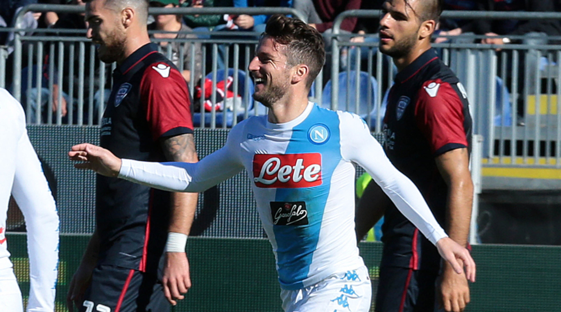 Cagliari-Napoli 0-5, pagelle / Se Mertens fa la tripletta vuol dire che è attaccante