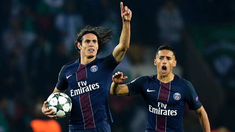 Cavani: «Potrei scegliere di tornare a Napoli, vedremo nel 2020»