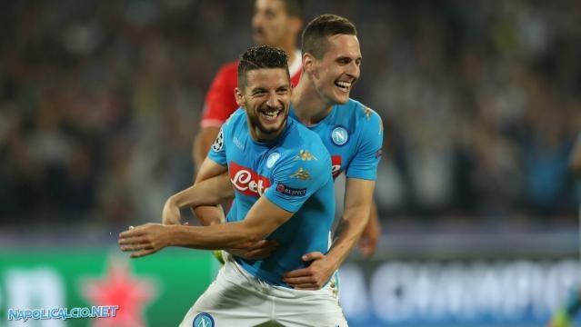 Napoli-Bassa Anaunia 17-0. Milik chiama con tre gol, Mertens risponde con sei