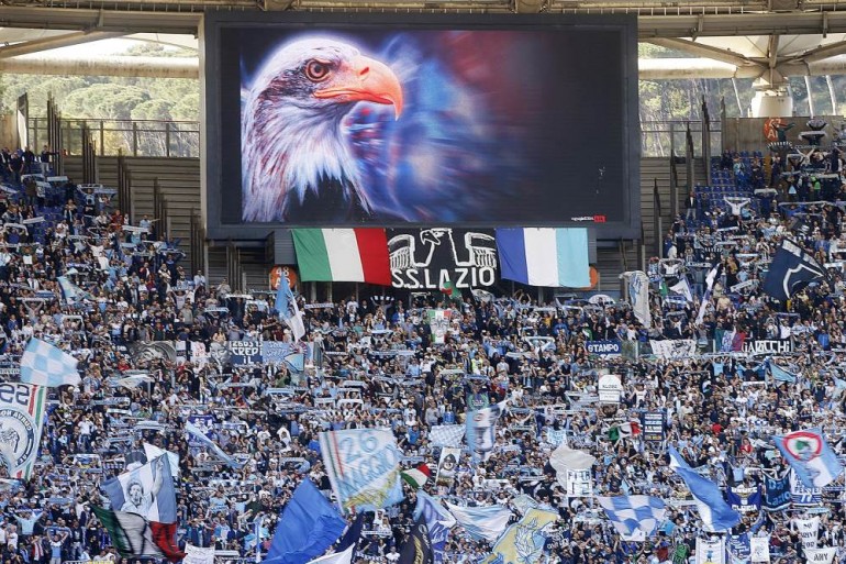 Lazio, ancora comportamenti razzisti: la Nord rischia la chiusura (anche la Curva Sud Roma)