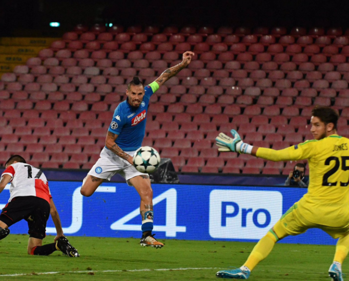 La regola dei tre gol piega anche gli olandesi