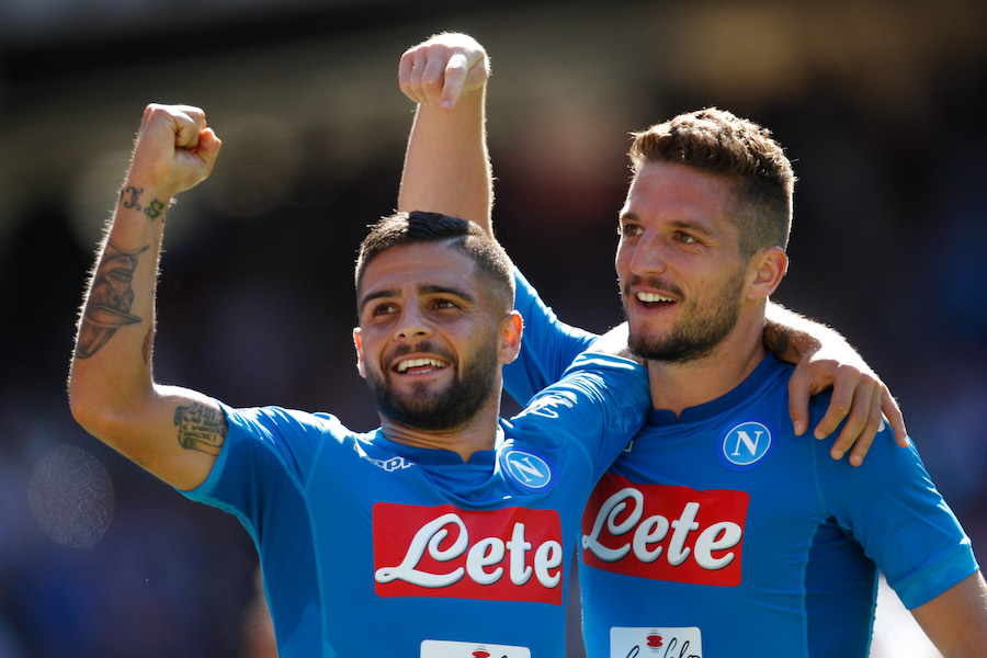 Che spettacolo se Insigne e Mertens cantassero in campo, come in “Ammore e malavita”