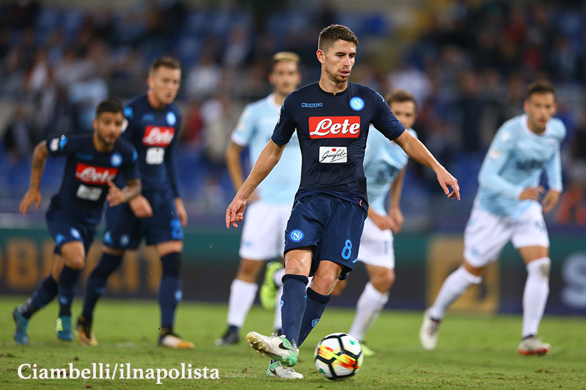 Vincere la partita, non la sfida tattica: il nuovo Napoli, forte e consapevole