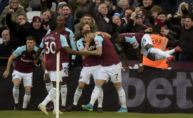 West Ham-Chelsea 1-0, Arnautovic blocca Conte alla vigilia del derby di Manchester