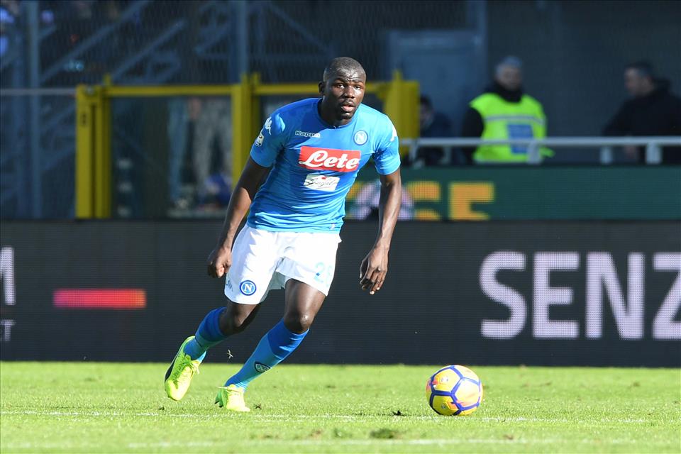 Dduje spettaculare tacculle ‘e Reina, Albiol e Koulibaly facettene a spurtellate