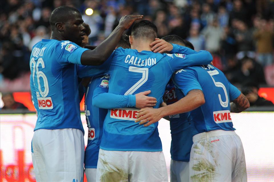 Napoli-Verona 2-0, pagelle / Il befanone più bello del mondo è Koulibaly