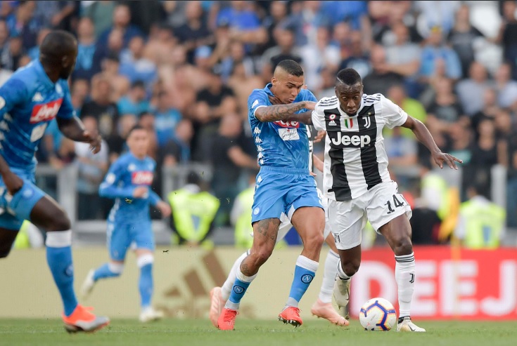 Juventus-Napoli 1-1, il primo tempo: Mandzukic risponde a Mertens, pari anche ai punti