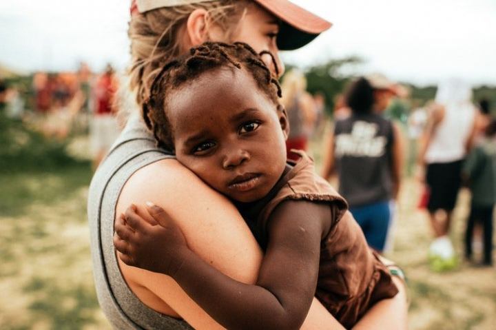 Francesca, volontaria in Togo: «La solidarietà è un valore intimo e individuale»