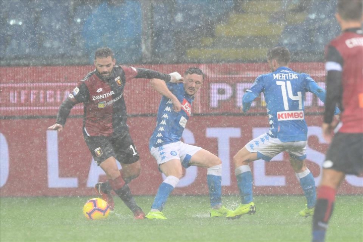 Genoa-Napoli, 1-2, pagelle / Ruiz trasforma la pioggia in oro