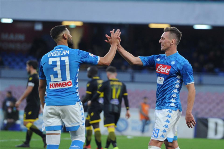 Napoli-Frosinone 4-0, pagelle / Un capolavoro di fantasia al potere