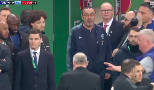 La furia di Sarri contro Kepa che non vuole uscire (e non esce) – VIDEO