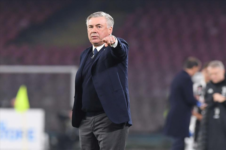 Ancelotti: «Non c’era bisogno di parlare a Insigne. Il modello Ajax? Loro vendono, il Napoli no»