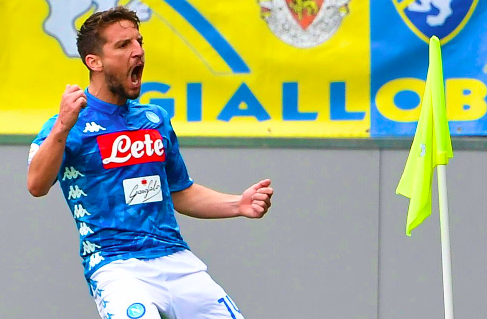 Sosa, Higuain, Mertens, il primato, i petardi: la storia del Napoli passa da Frosinone