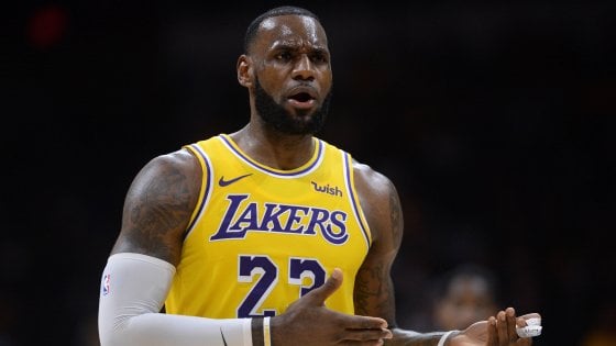 Lebron James sul suo futuro: «Ho tante cose a cui pensare, vedremo» (Bbc)