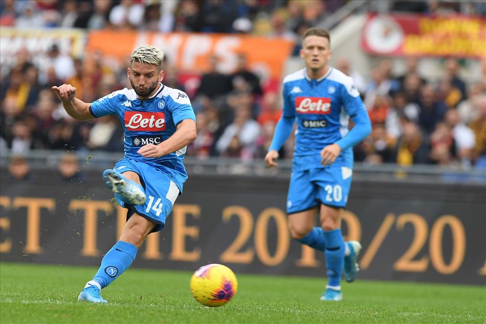 Corsport: la Roma dice addio a Mertens: chiede troppo e ha 35 anni