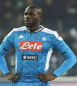 Corsera: Con lo stop la quotazione di Koulibaly scenderà da 100 a non più di 70 milioni