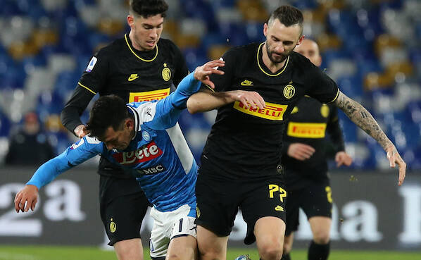 Il caso Brozovic-Vida è l’ultima conferma della cecità del calcio sul virus