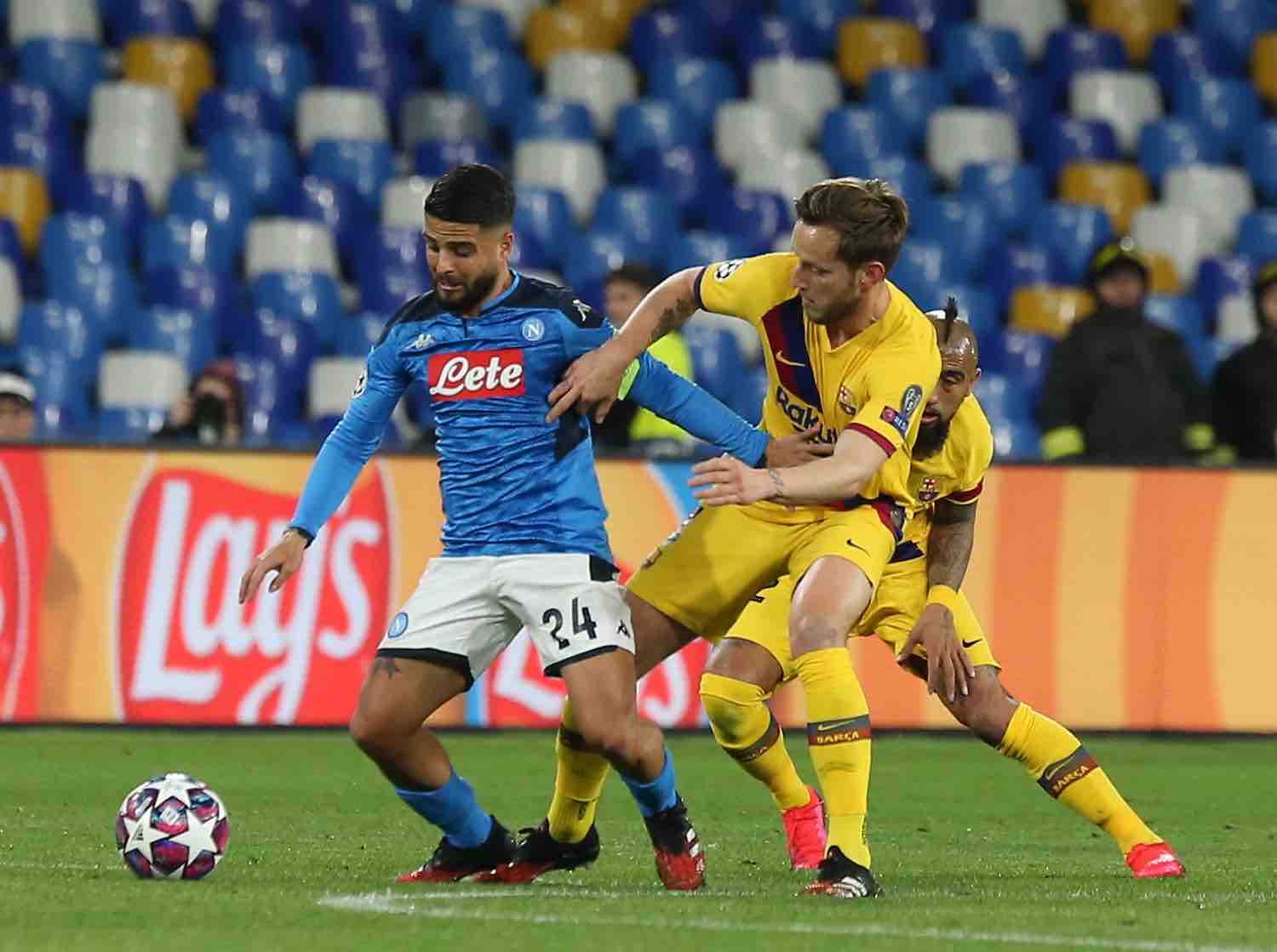 Barcellona-Napoli potrebbe giocarsi il 18 luglio