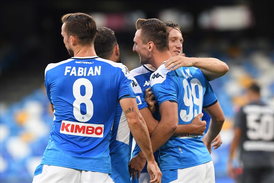 Napoli-Udinese 2-1, pagelle / La nostra faccia sotto i piedi di Politano