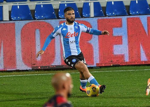 Il Napoli non è la Juventus e a Crotone vince facilmente (4-0)