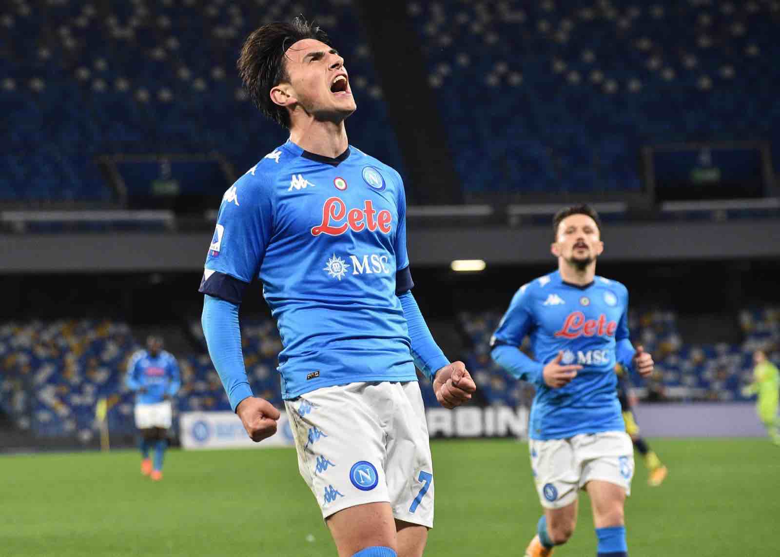 Il Napoli ha battuto il Parma 2-0 ed è quarto. Altre buone notizie non ce ne sono