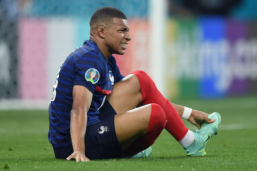 Il Psg pensa di escludere Mbappé dalla lista Champions