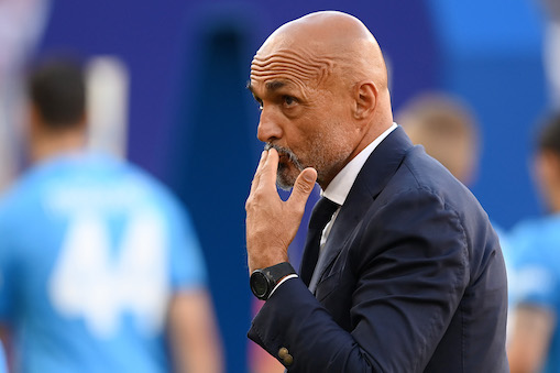 Ecco lo Spalletti che amiamo, quello del petto netto: «È fallo, Buksa va a cercare Meret»