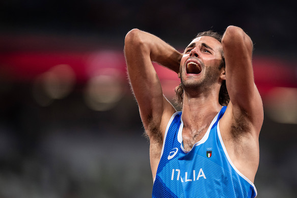 Tamberi tiene in ansia l’Italia: può un atleta con una colica renale essere competitivo alle Olimpiadi?