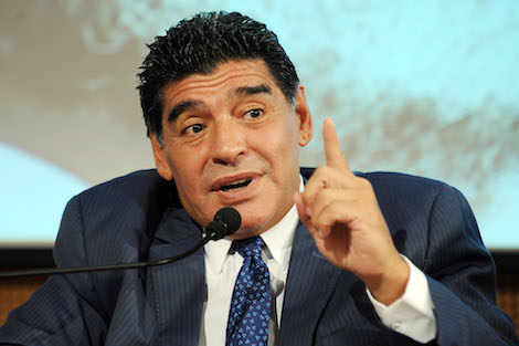 Maradona non era un evasore, al Fisco doveva meno di mille euro. Si chiude la bufala del secolo