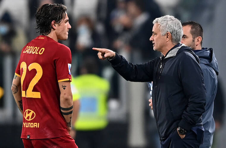 Mourinho: «Zaniolo? Non ci sono offerte, non c’è niente. Per me il 1° febbraio sarà a Roma»