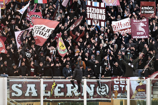 Quanto è a rischio Napoli-Salernitana? Si gioca il 23, due calciatori sono positivi dal 14 gennaio, tre dal 15