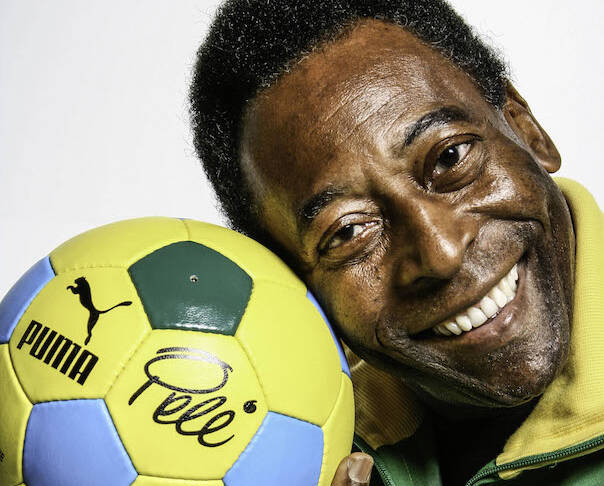 Pelé guarda Messi dall’ospedale, la figlia: «Che bello»