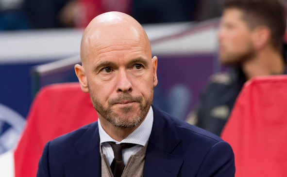 Ten Hag accusa i giornalisti: «I rumors provengono da alcuni di voi, creano favole e diffondono bugie»